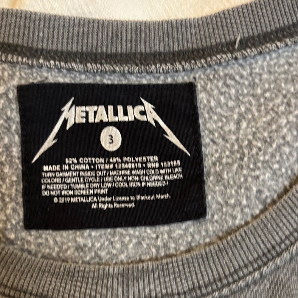 Metallica Gray Graphic Crewneck Top- Torrid - Picture 2 of 4